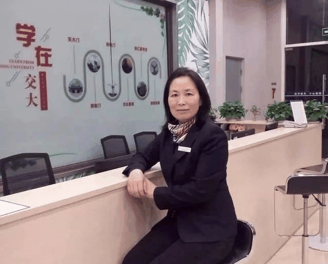 “博士坐下，碩士留下，本科等下，?？谱屜?！”你還敢不努力學(xué)習(xí)？（轉(zhuǎn)給孩子）