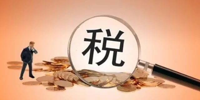 住宅70年，公寓40年，別墅50年，商業(yè)40年，到期后可以續(xù)期，不需申請，無前置條件，更不影響交易！