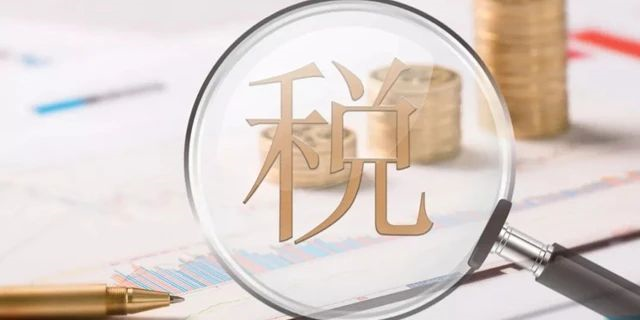 住宅70年，公寓40年，別墅50年，商業(yè)40年，到期后可以續(xù)期，不需申請，無前置條件，更不影響交易！