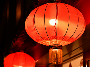 百年集團(tuán)恭祝社會(huì)各界朋友和全體員工2021新春快樂(lè)！牛年吉祥！