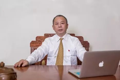 百年集團(tuán)恭祝社會(huì)各界朋友和全體員工2021元旦快樂(lè)！