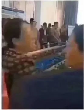 上頭條了，新房不收中介費，說的嗓子疼都不聽，非要自己去售樓處，價格高10萬反而沒有優(yōu)惠！