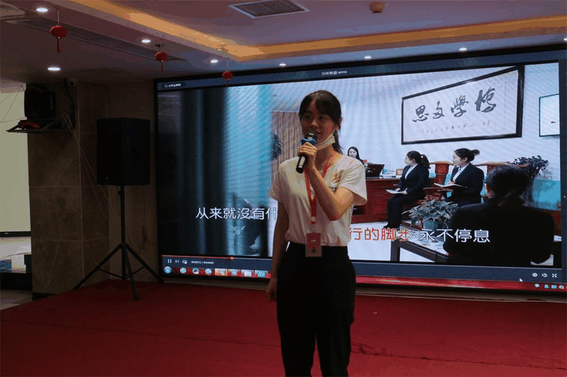 百年好房經(jīng)紀(jì)人三部曲：做人、做事、成交，每一曲都會讓客戶滿意！