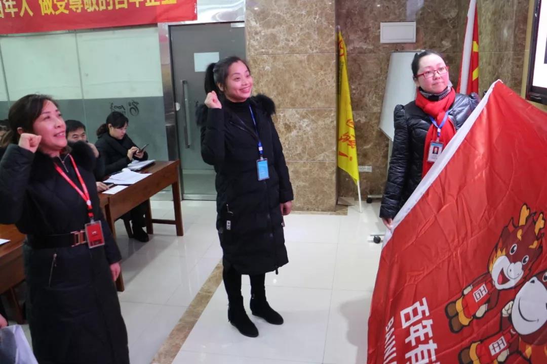 2019年，我們還在做房產(chǎn)中介，買房、賣房請放心找我們！